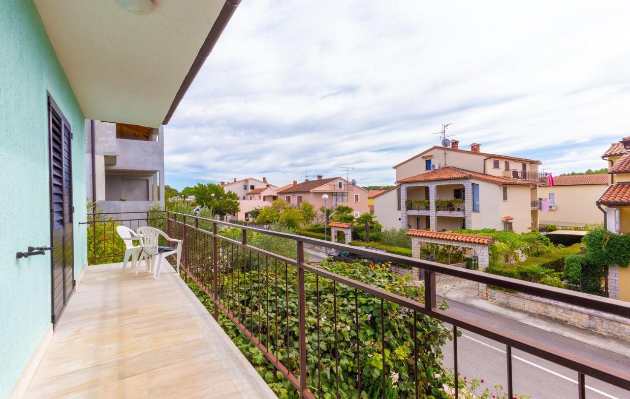 Milo Apartment Porec Bagian luar foto